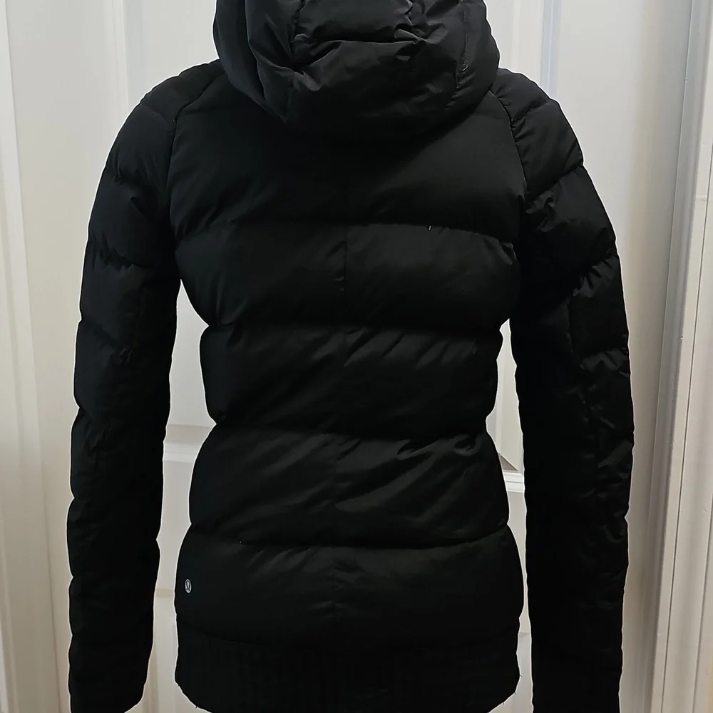 240. Lululemon Down Pullover Hoodie - Picture 5 of 10